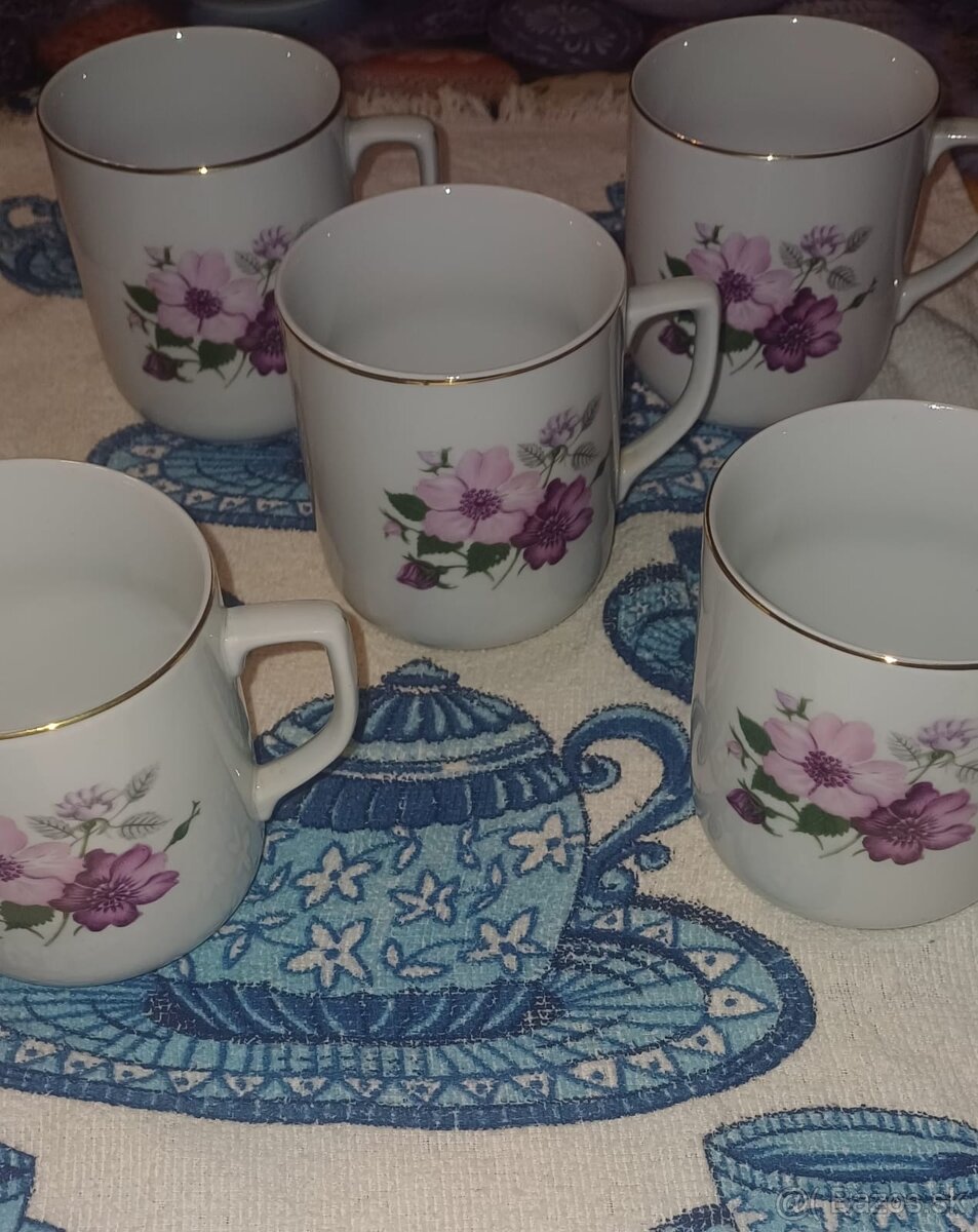 Staré retro hrnčeky