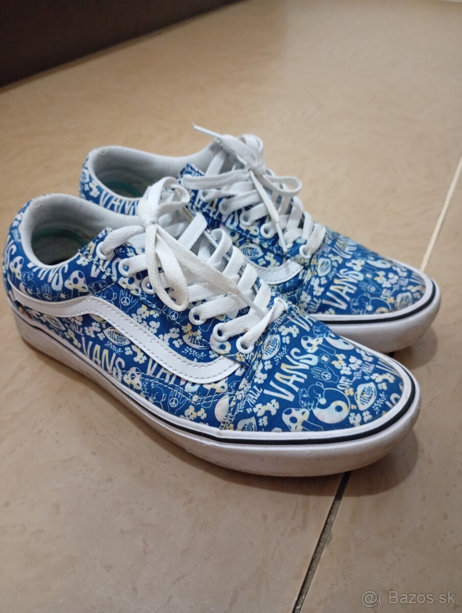 Vans tenisky