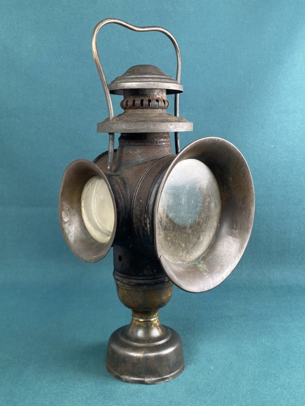 Starožitná lampa do dopravných prostriedkov