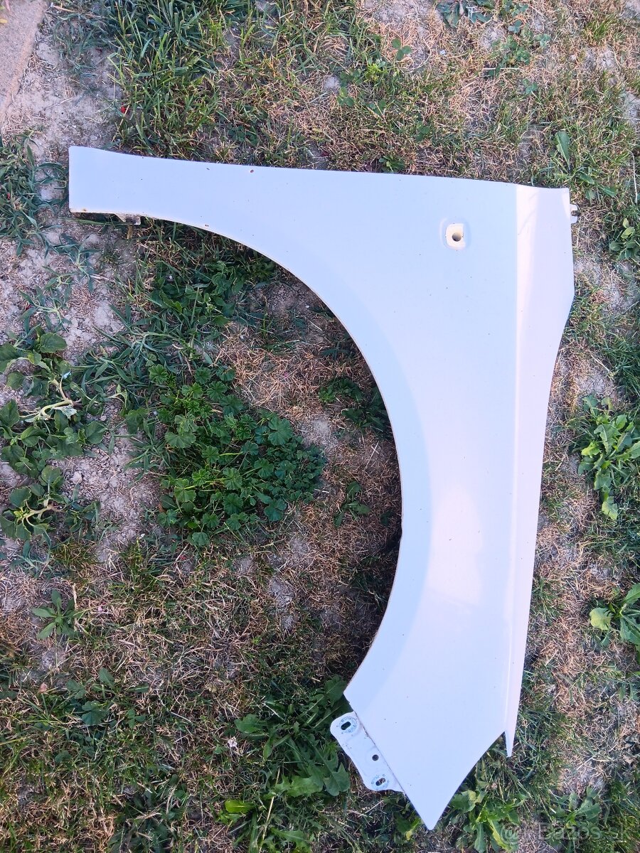 Predne blatníky škoda romster RV 07