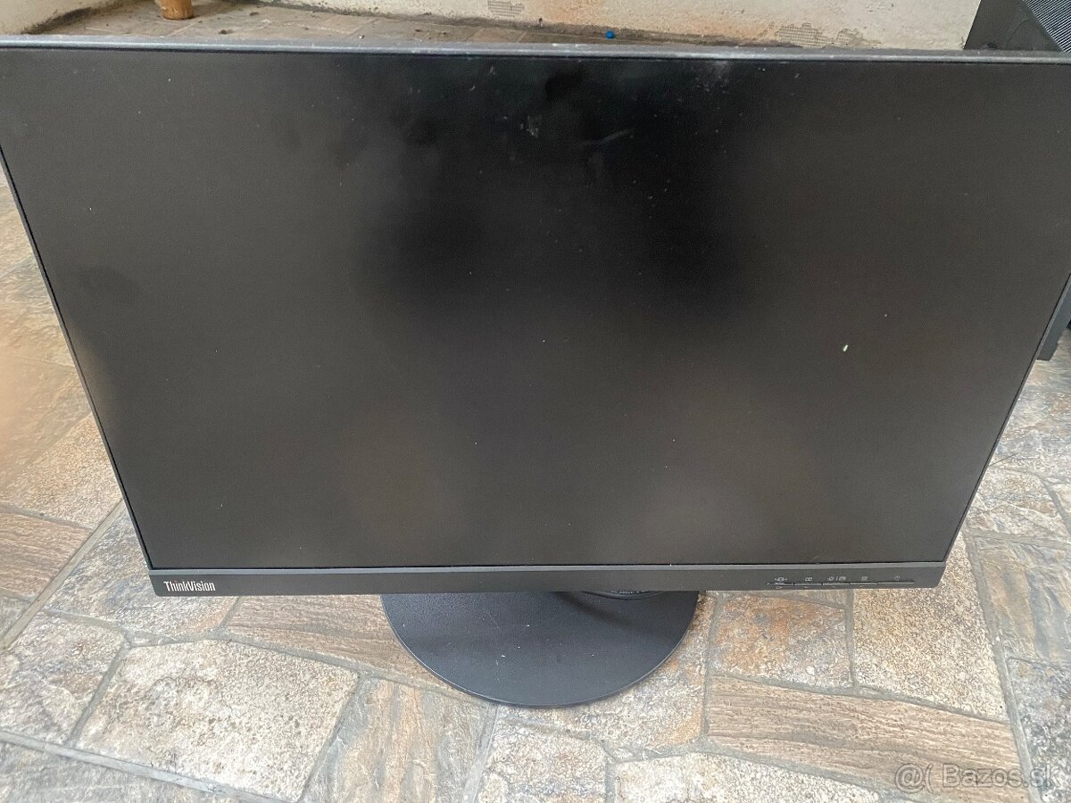Monitor Lenovo