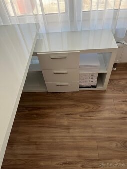 Predám pracovný stôl IKEA