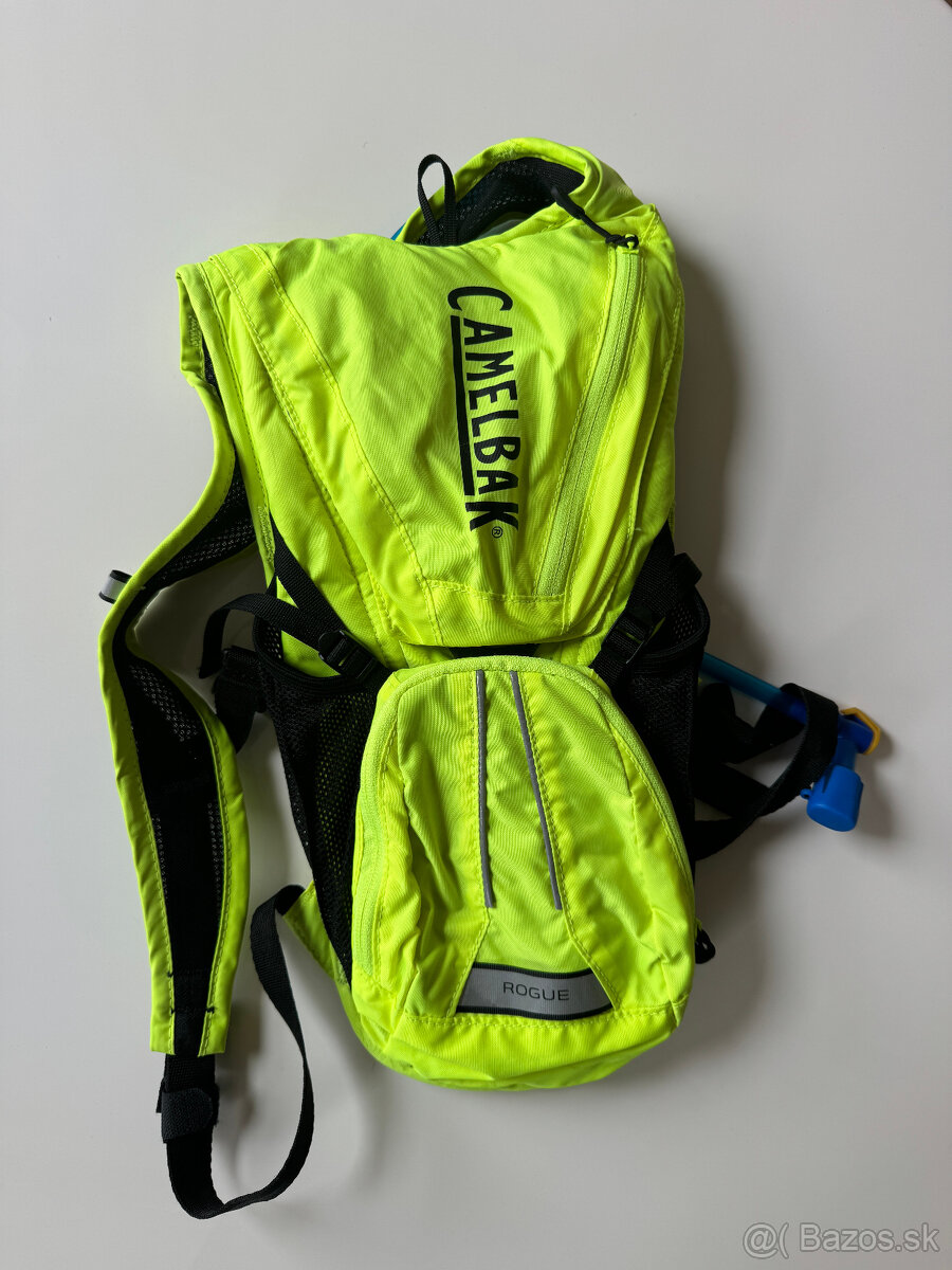 Camelbak Rogue batoh 3,3l + 2l hydrovak, Lemon Green