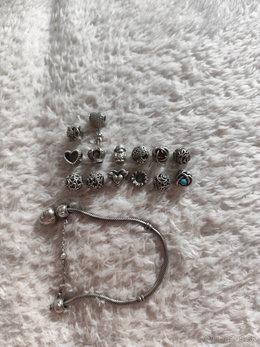 Pandora náramok 18cm a korálky