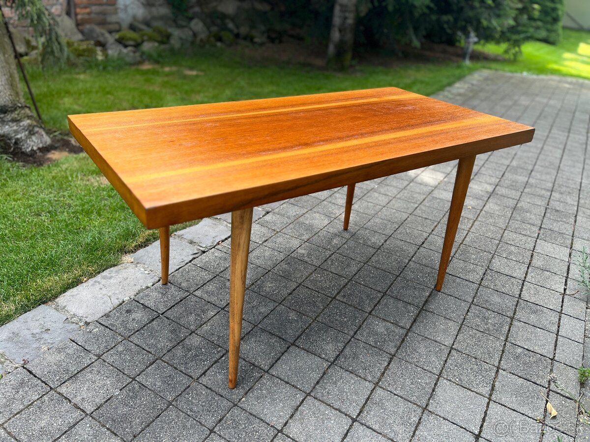 Retro stolík