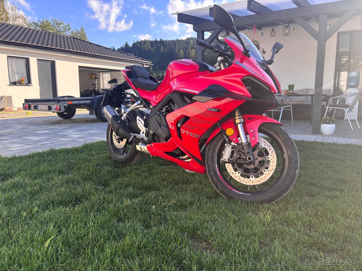 Predam QJmotor SRK 800 RR