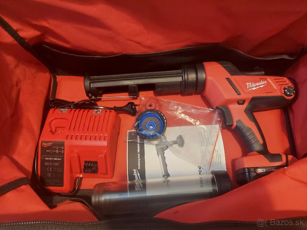 MILWAUKEE C18 PCG dávkovacia pištoľ