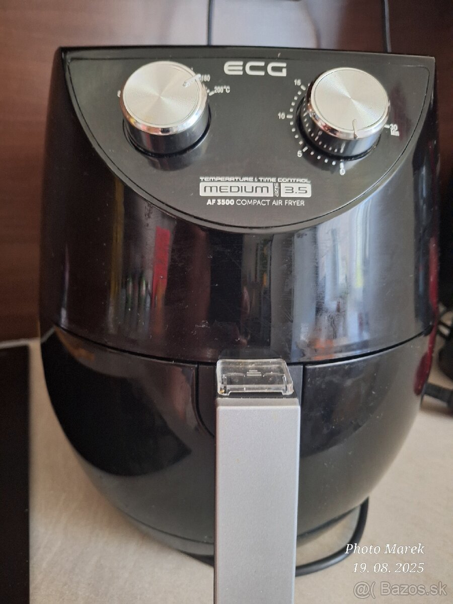 Teplovzdušná fritéza