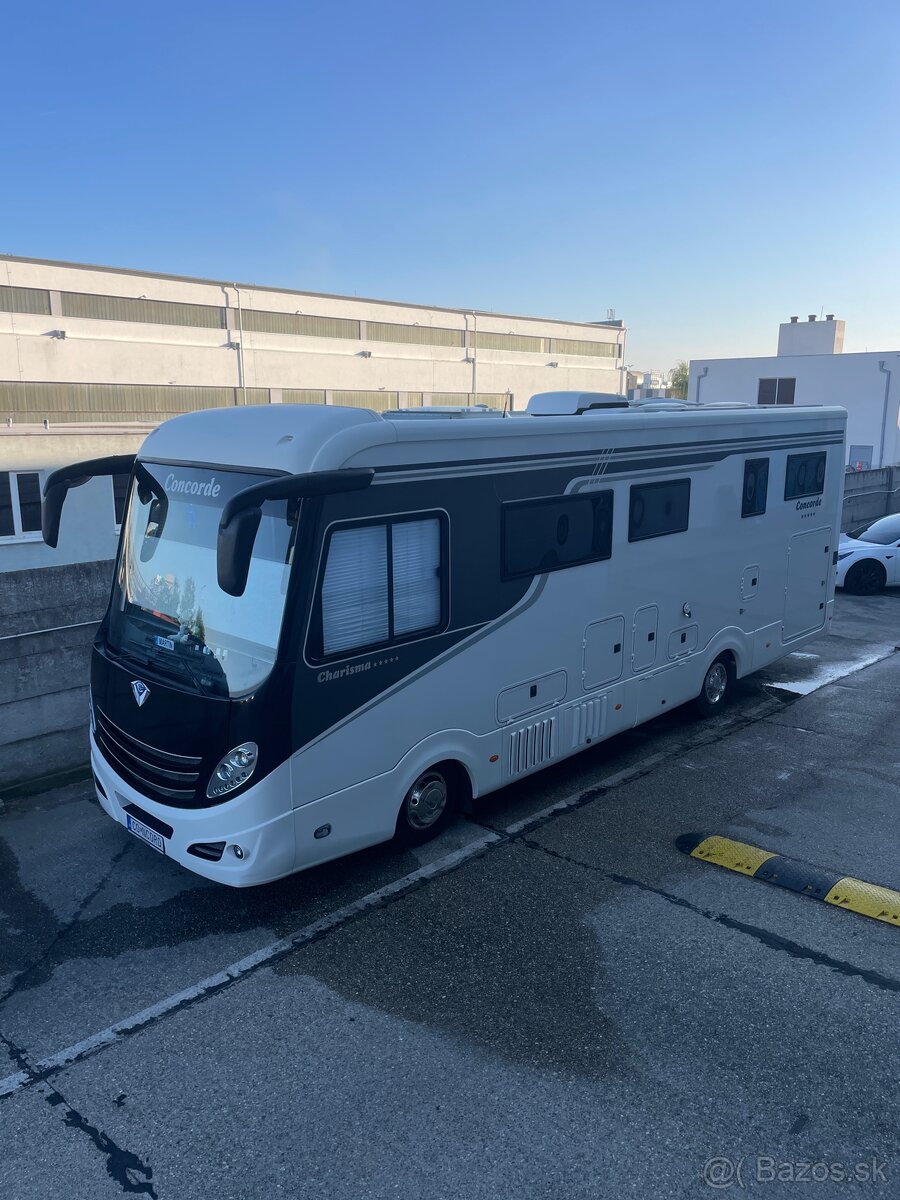 Concorde Charisma 900L