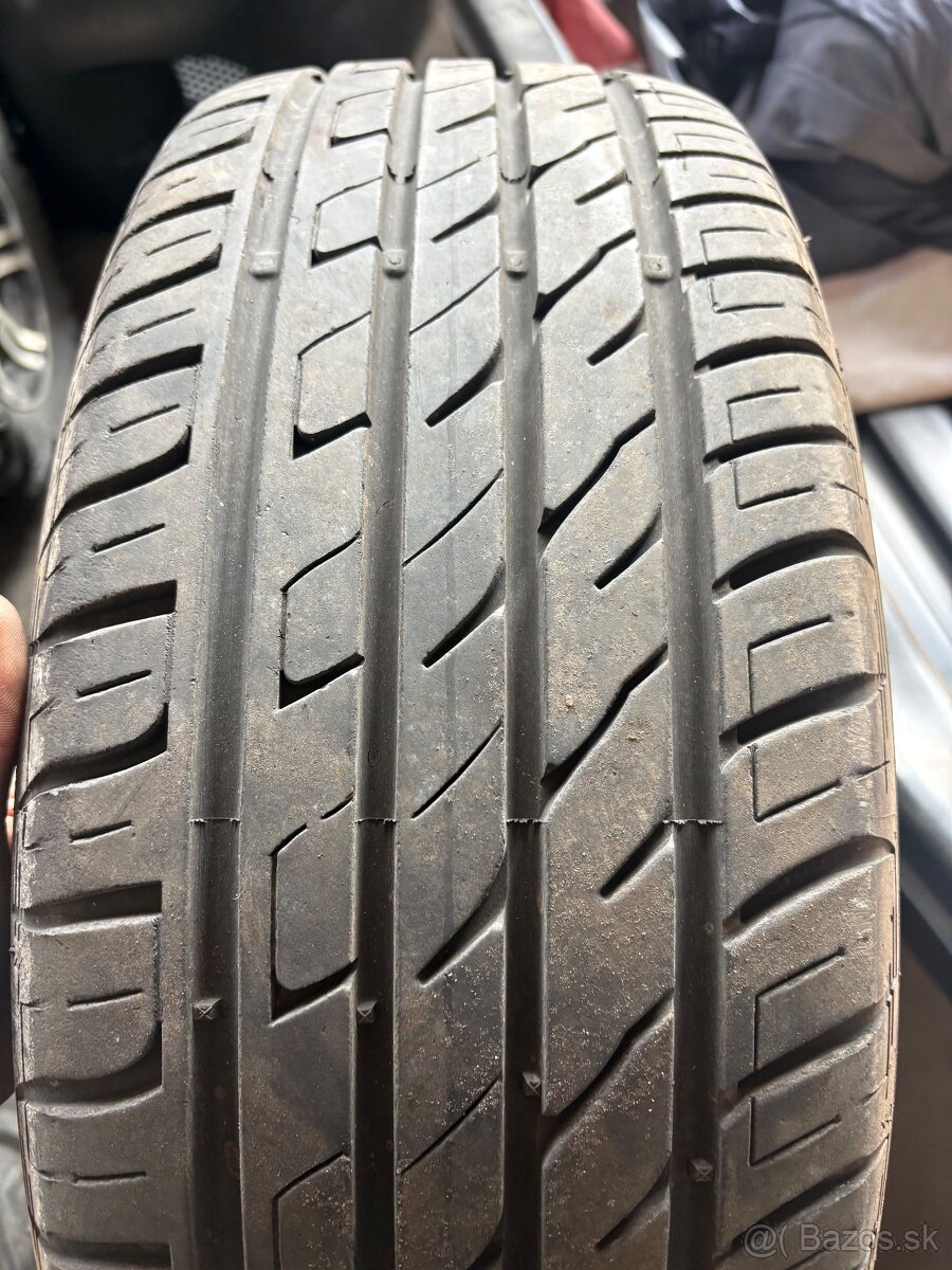 Letné pneumatiky 2ks 205/55R16