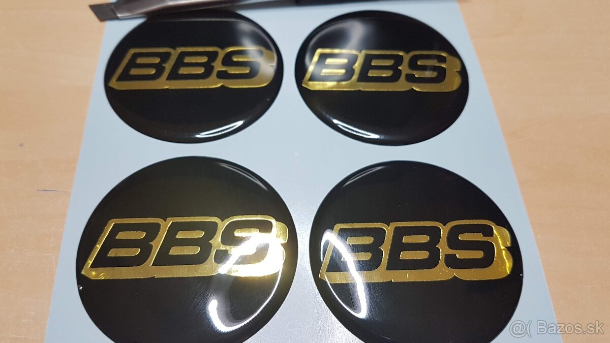 ponukam vyrobu 3 d zvicovych samolepiek