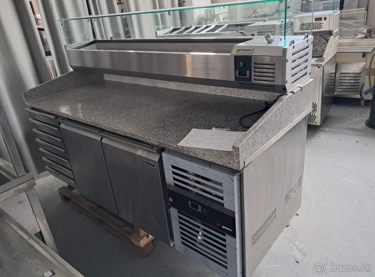 Chladiaci stôl na prípravu pizze