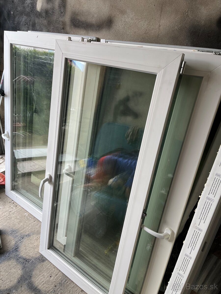 Predám plastové okná + parapety+ žalúzie