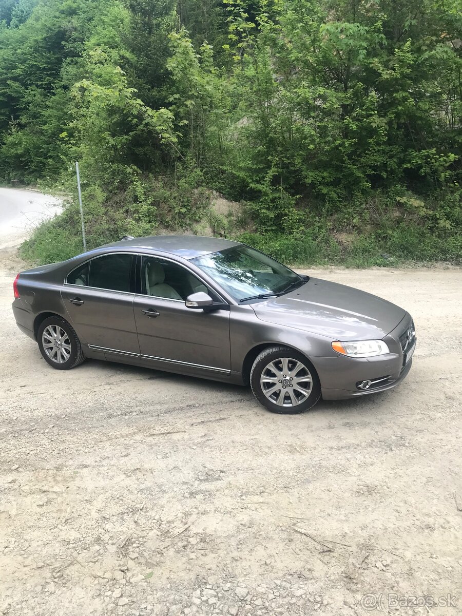 Predám vymením Volvo S80 3.2i T6 AWD