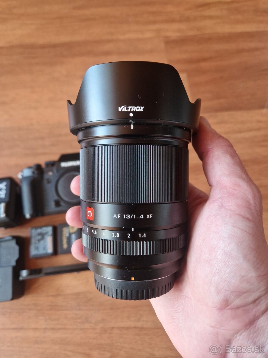 Viltrox 13mm f1.4 pre Fujifilm