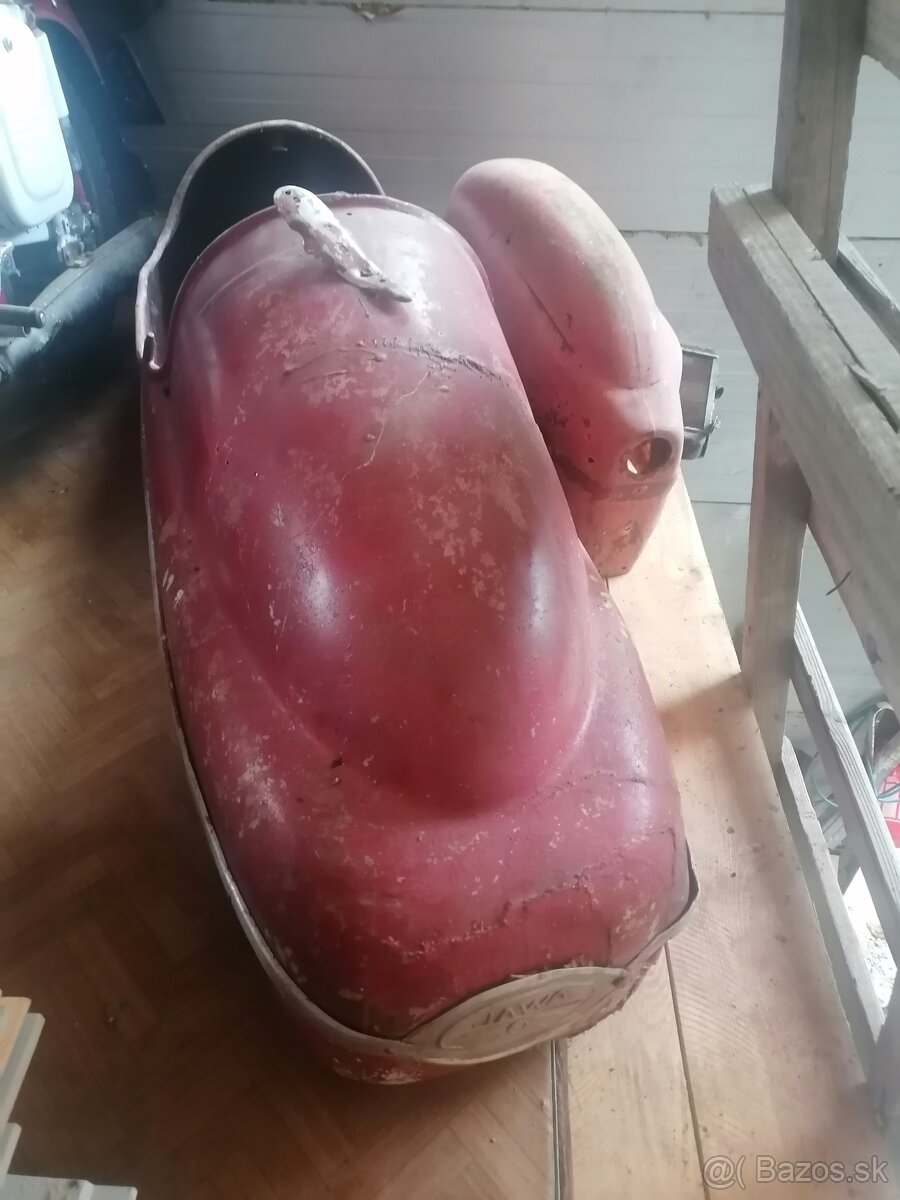 Jawa sidecar/velorex 560