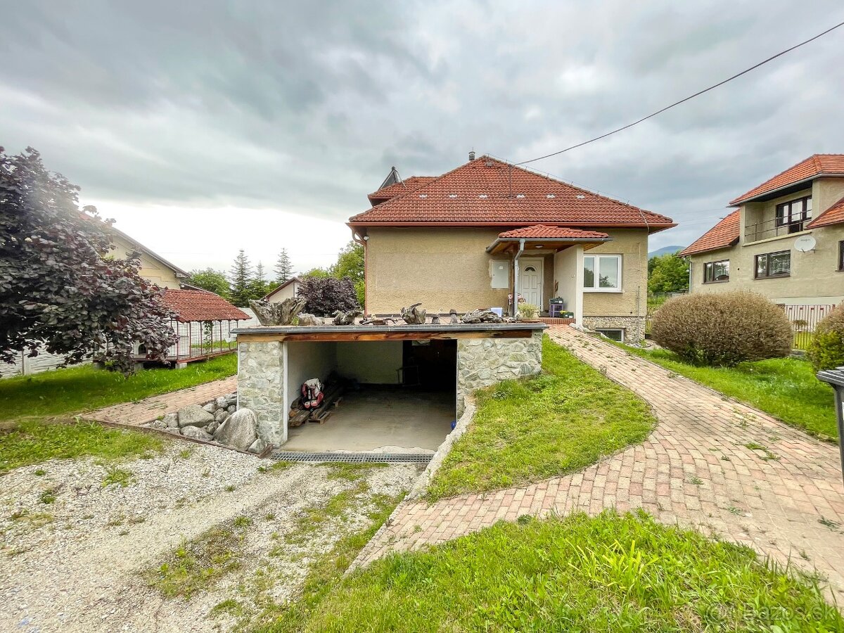 6-izbový rodinný dom na poz. 816m2, Sučany