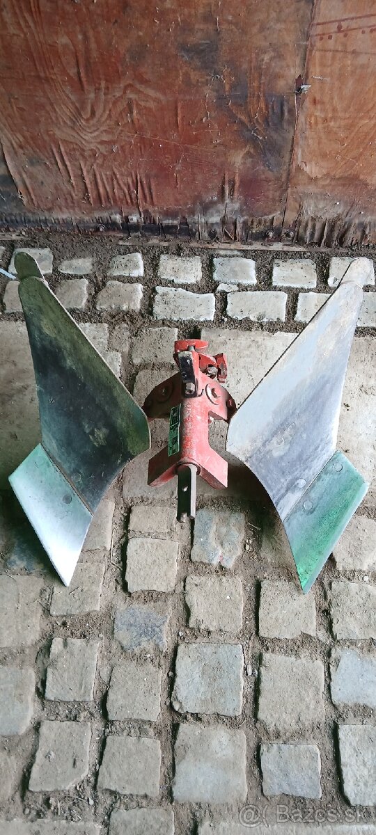 Obojstranný pluh terra vari