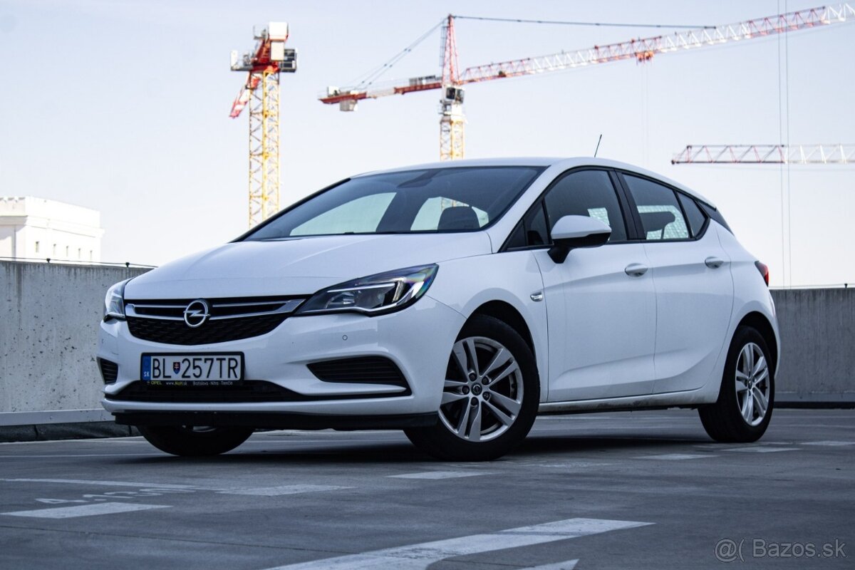 Opel Astra 1.4 Enjoy 74kW 2018 / AJ NA SPLÁTKY / PROTIÚČET /