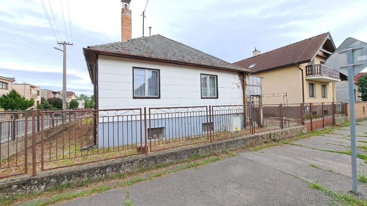 Rodinný dom 3 izbový, pozemok 554m2, Pezinok