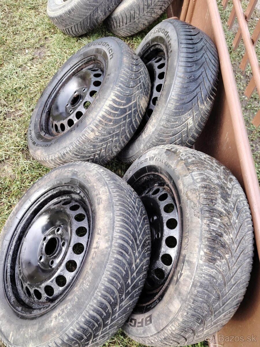 Mám na predaj zimné pneumatiky 5x112 R15