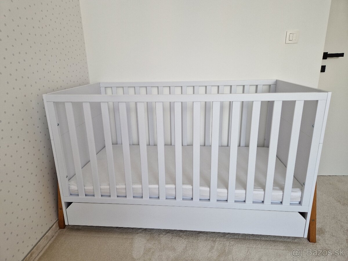 Detská postielka / postel Drevko