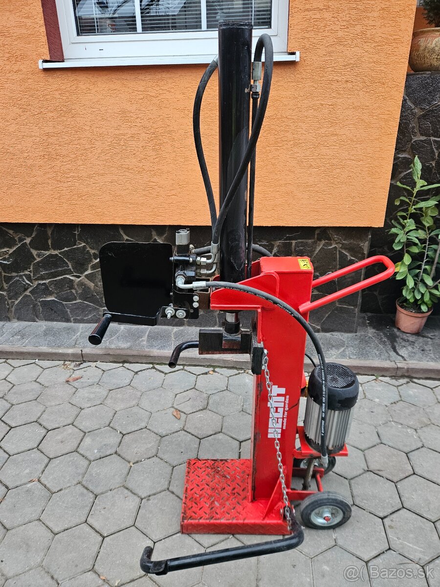 Elektrická štiepačka na drevo - HECHT 6121