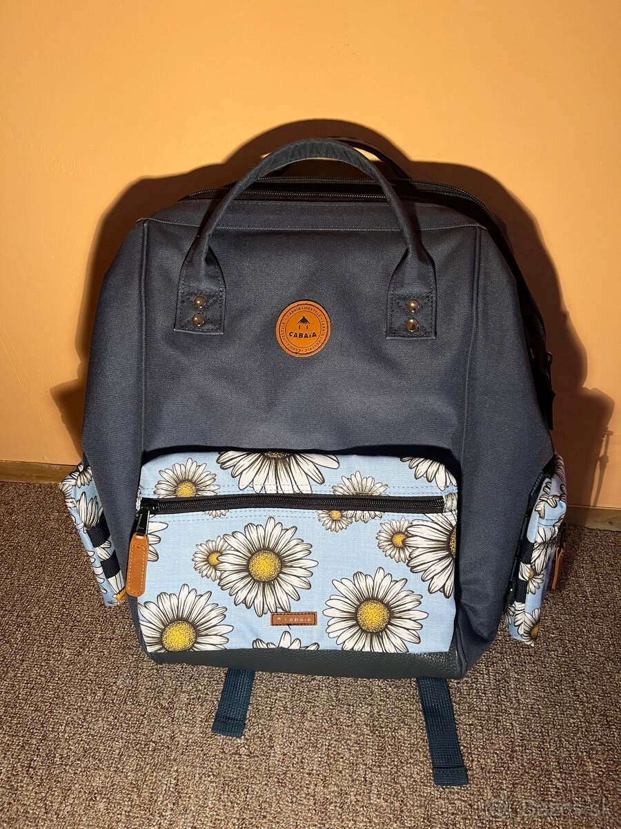 Cabaïa Batoh - Modrý, kapsičky so sedmokráskami