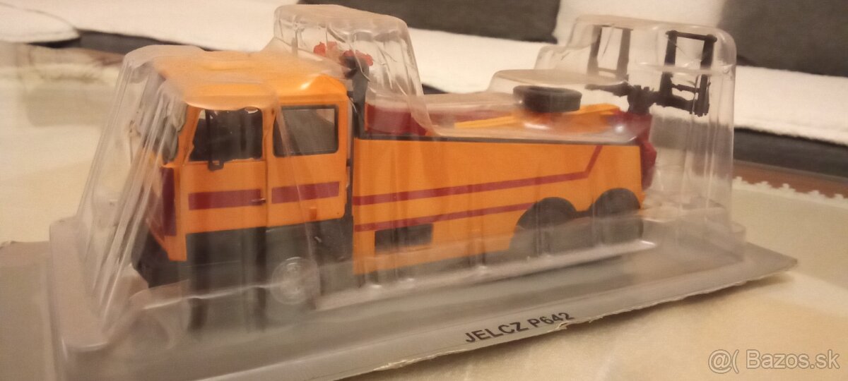 Ponúkam na predaj model Jelcz P642