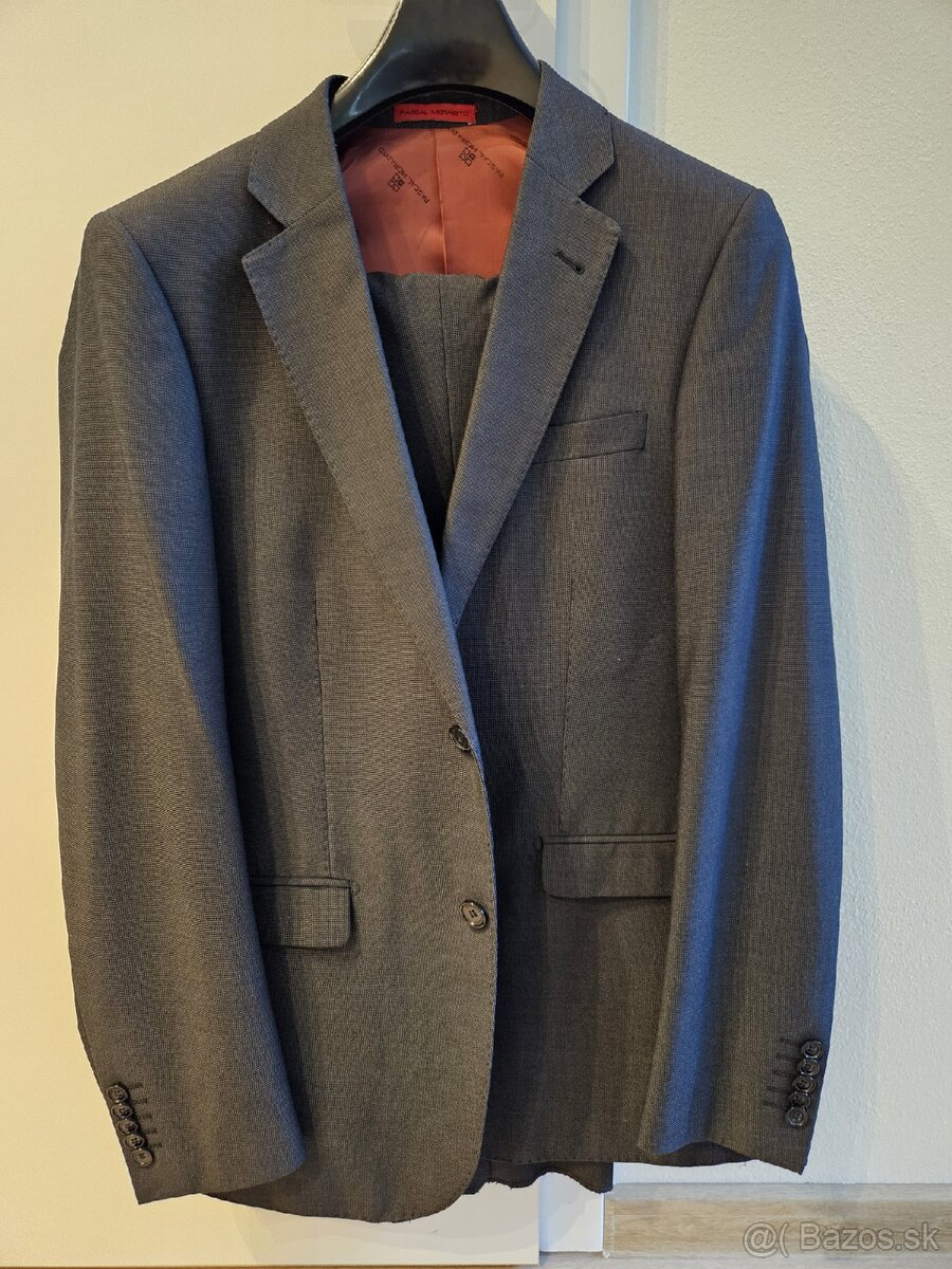 Pansky obkek Pascal Morabito