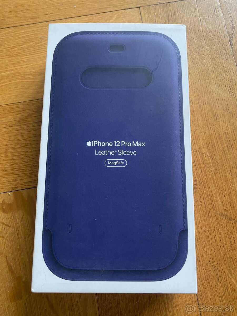 Apple Leather Sleeve kryt MagSafe pre iPhone 12 Pro Max