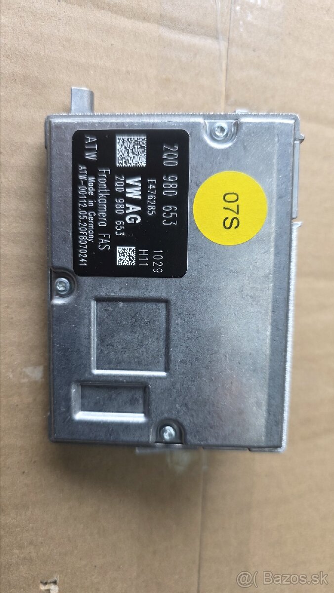 Predám prednú kameru asistenčných syst. (Lane/Front Assist)