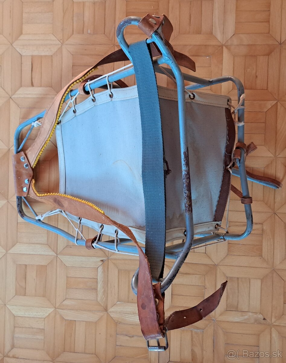 Historické nosítko (nosič) pre deti