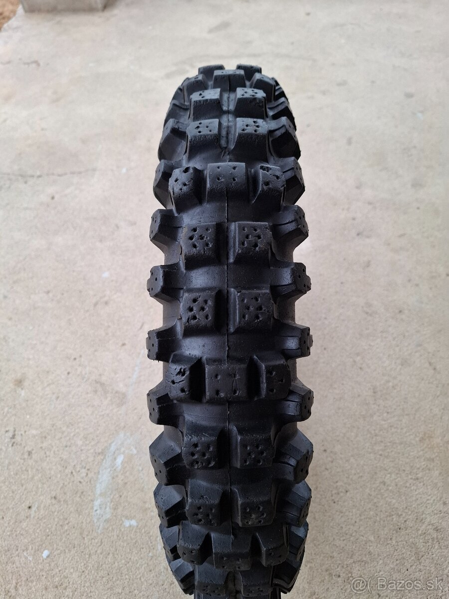 Pneumatika Barum r18
