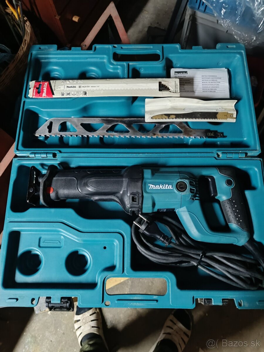 Chvostová píla MAKITA- JR3050T