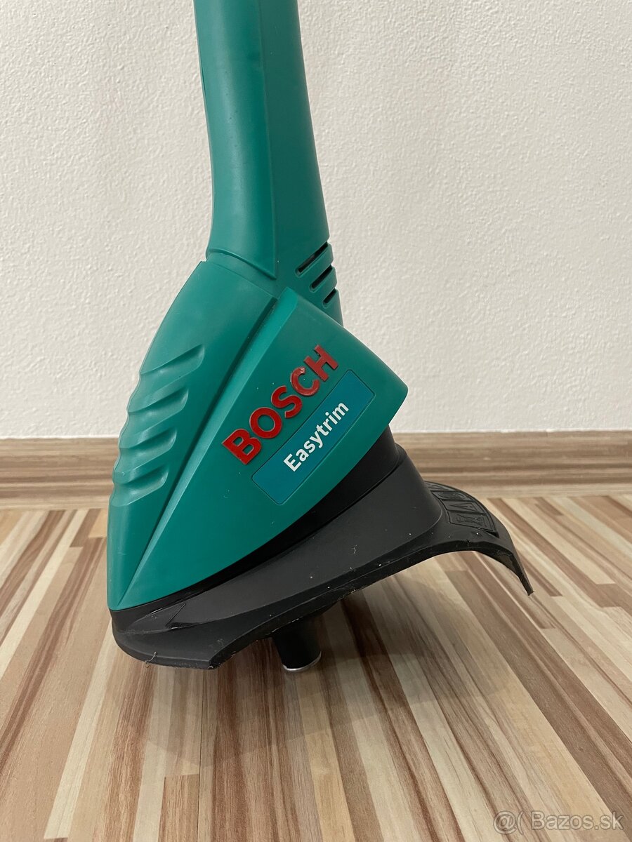 Elektrická kosačka / vyžínač / krovinorez BOSCH