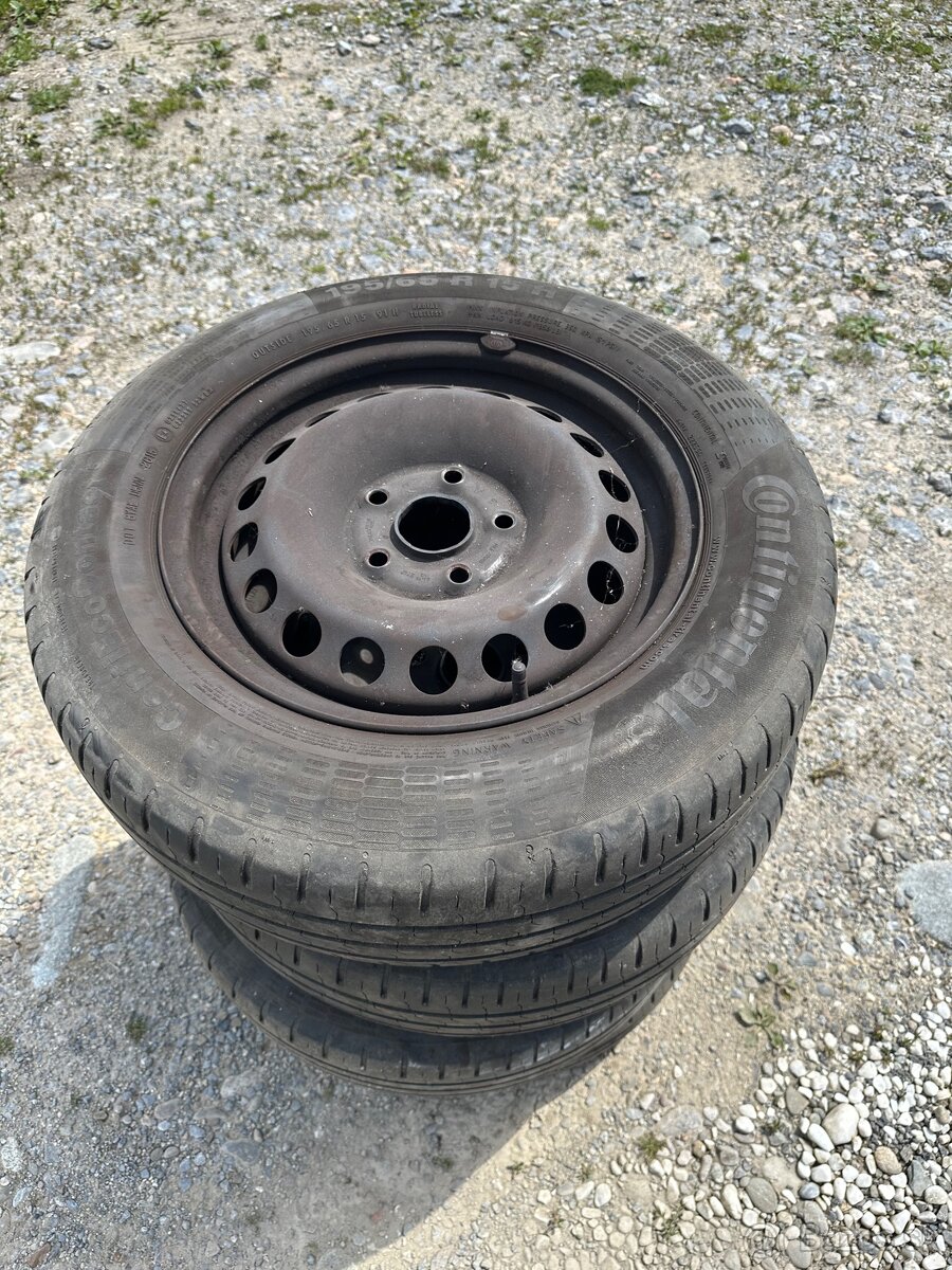Predám originálnu nepoškodenú sadu vw diskov 5x112 r15