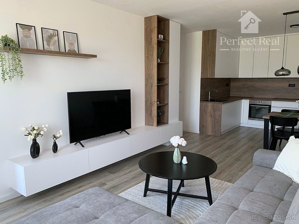 🏡 2i BYT s LOGGIOU, Bory, Parking, Klíma 🏡