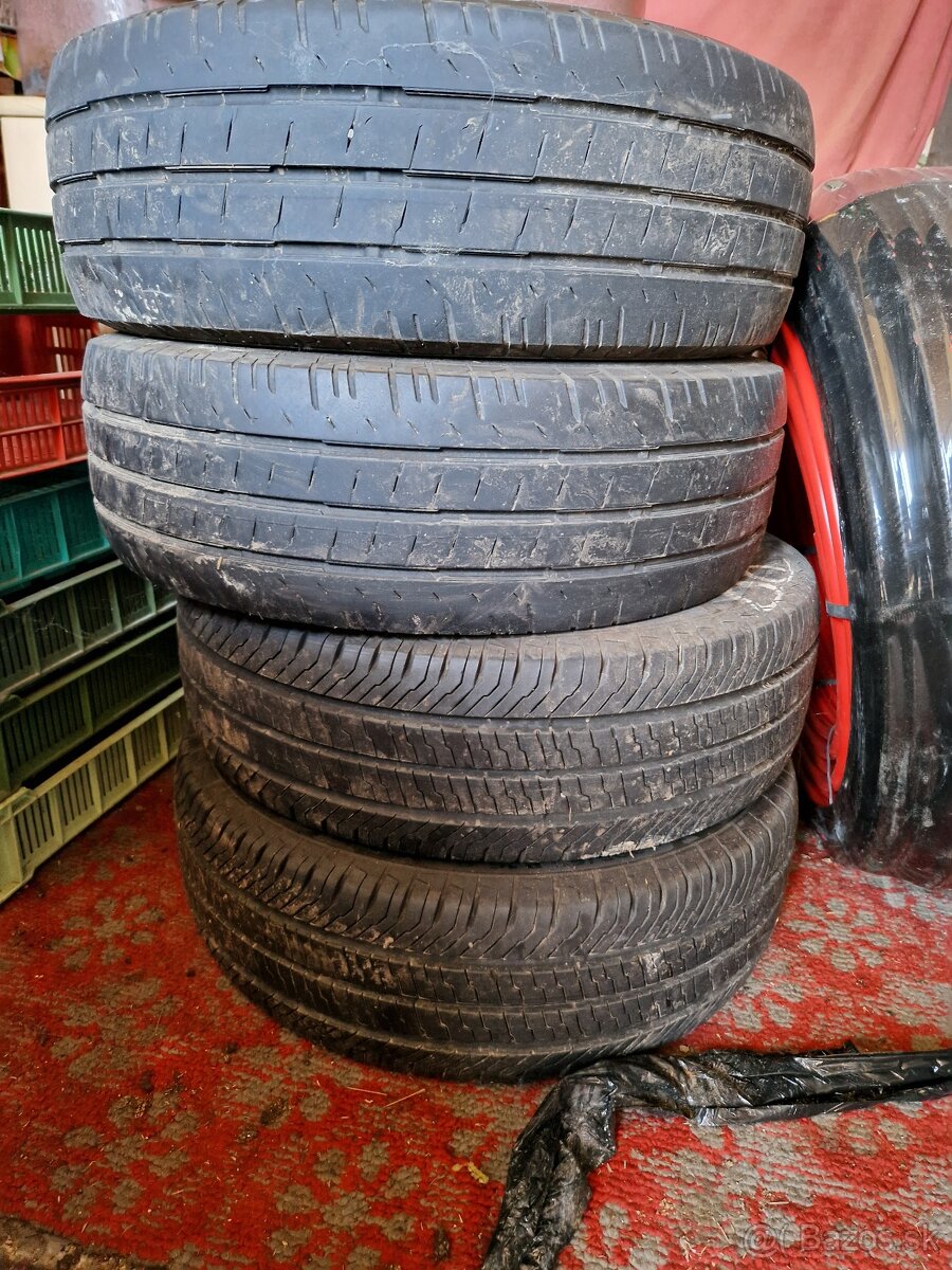 Pneumatiky 205/65 r16 C continental