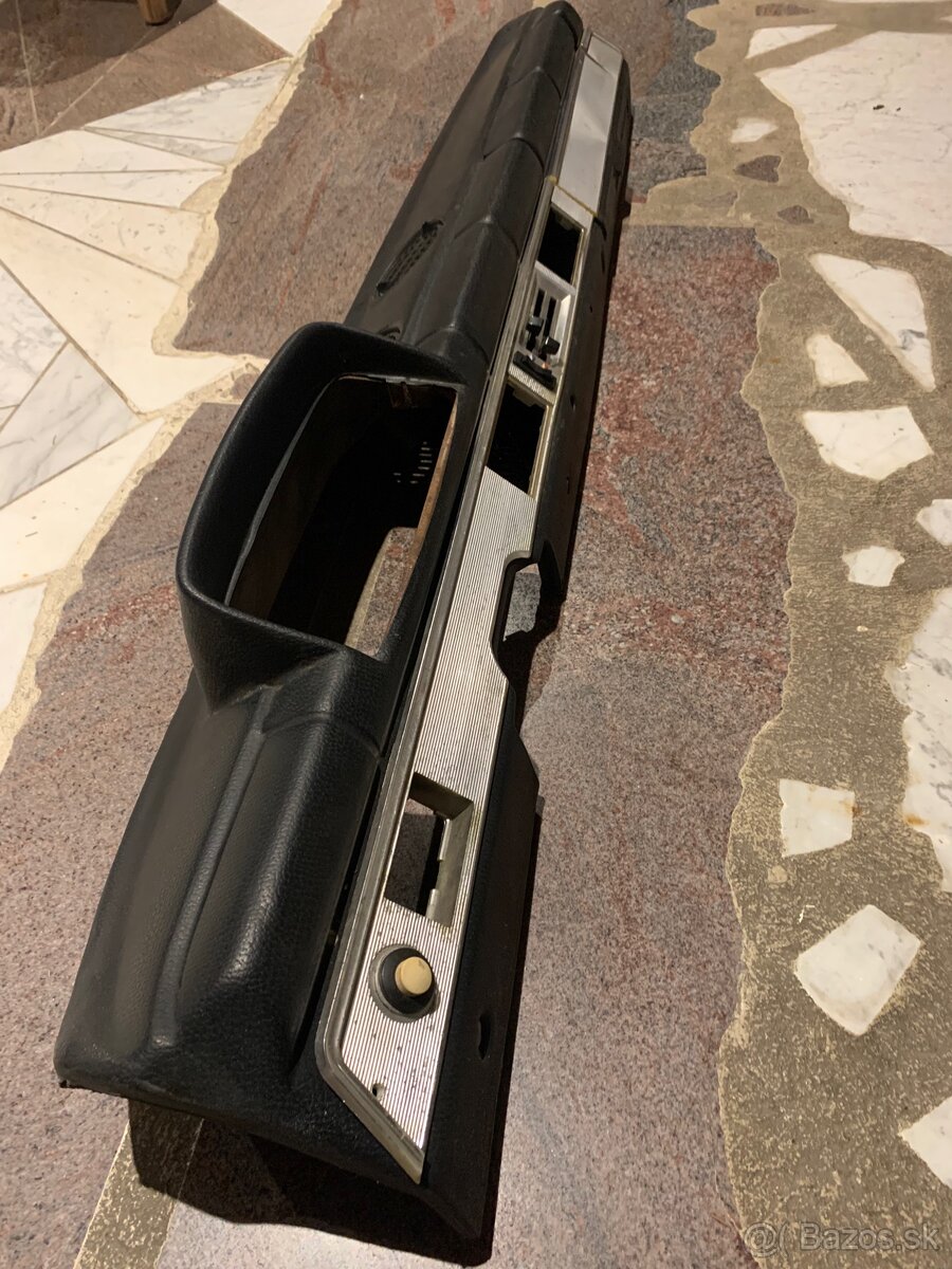 Palubná doska Lada 2101
