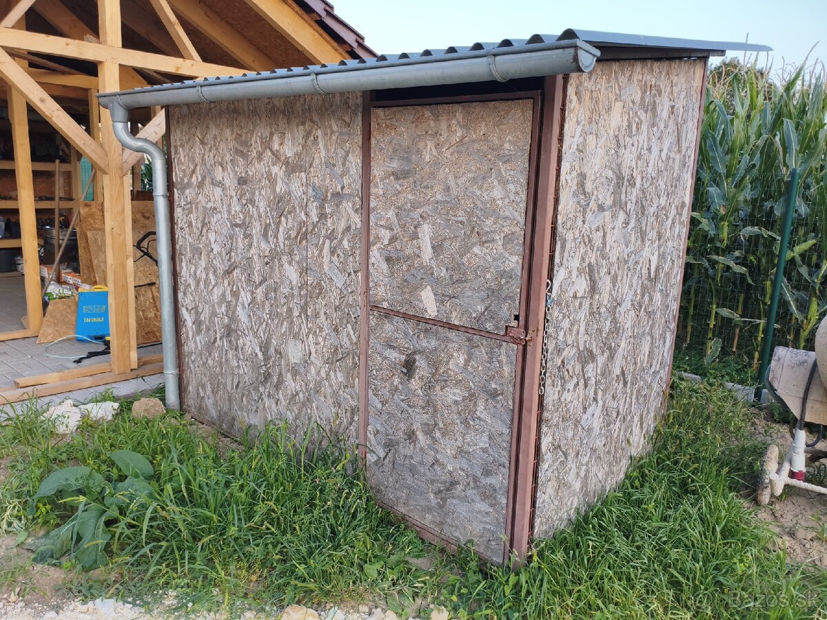 Voliera, Zahradny domcek, Buda na naradie