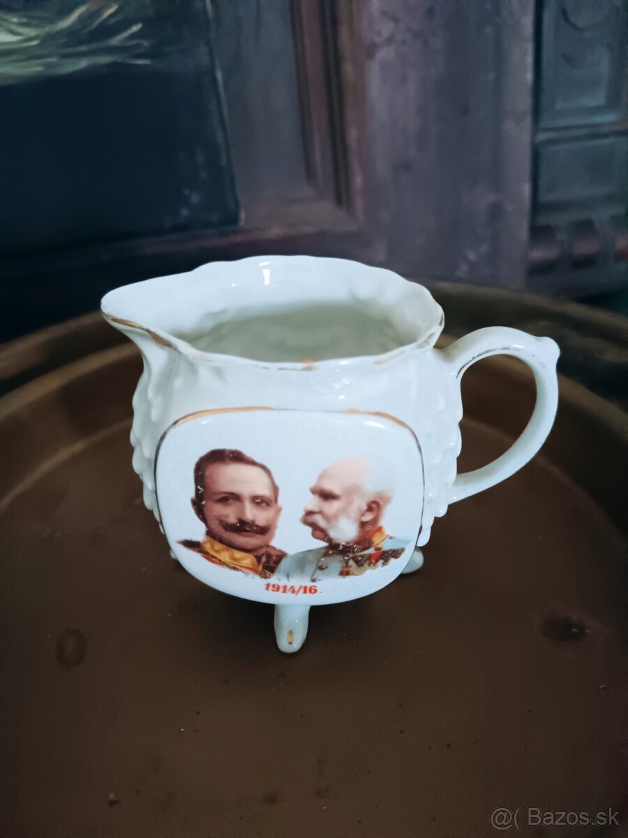 Muzeálna šálka