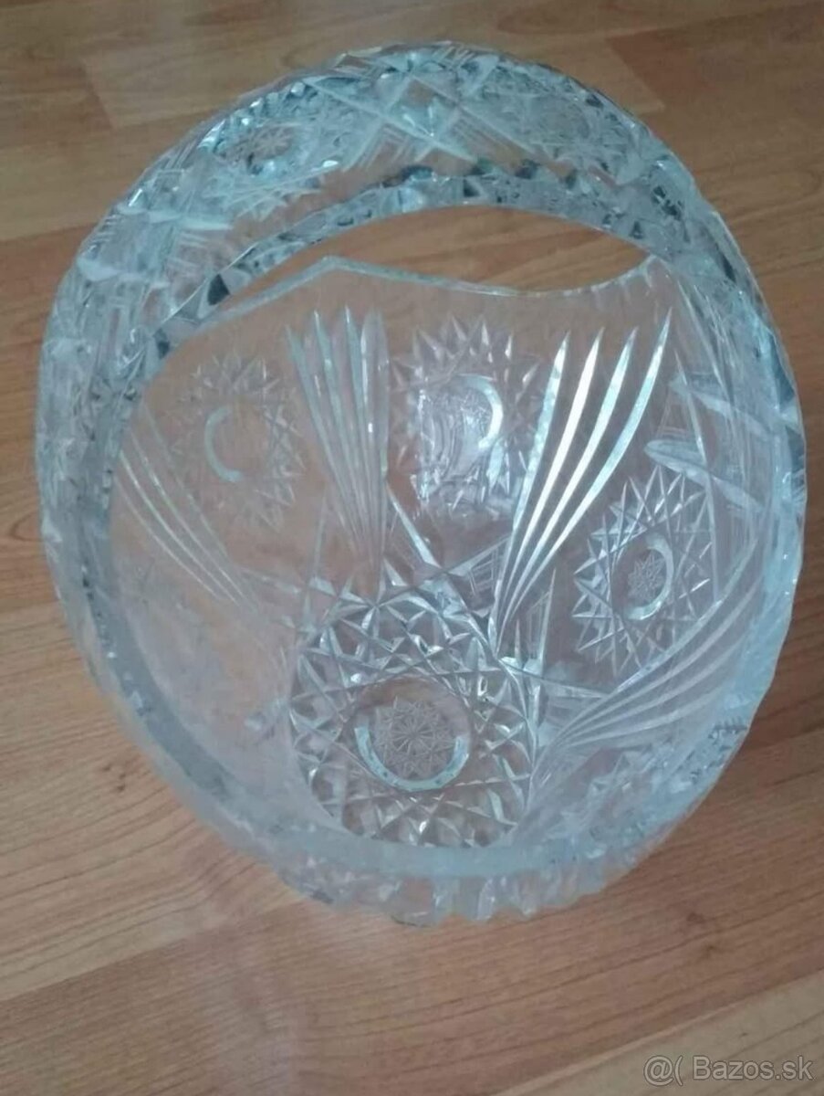 Krištáľový košík