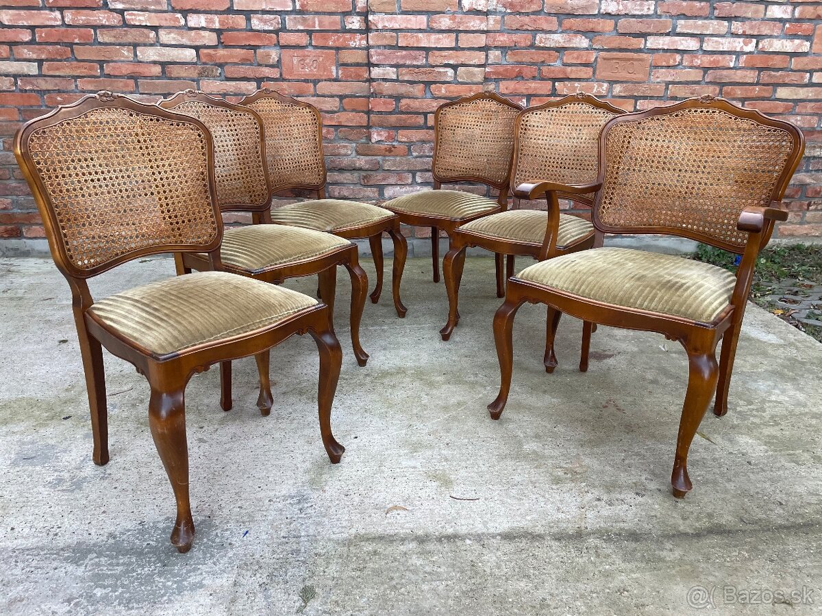 Vintage jedálenské stoličky – masívne drevo, ratanový výplet