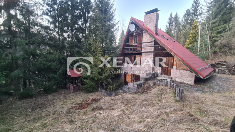 Na predaj rekreačná chata v chatovej oblasti Kokava Línia