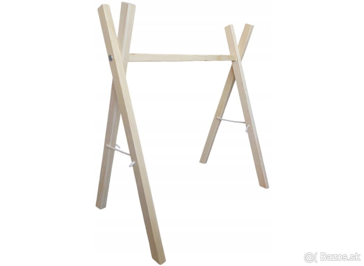 STOJAN DREVENÝ BUKOVÝ PRE BÁBÄTKÁ