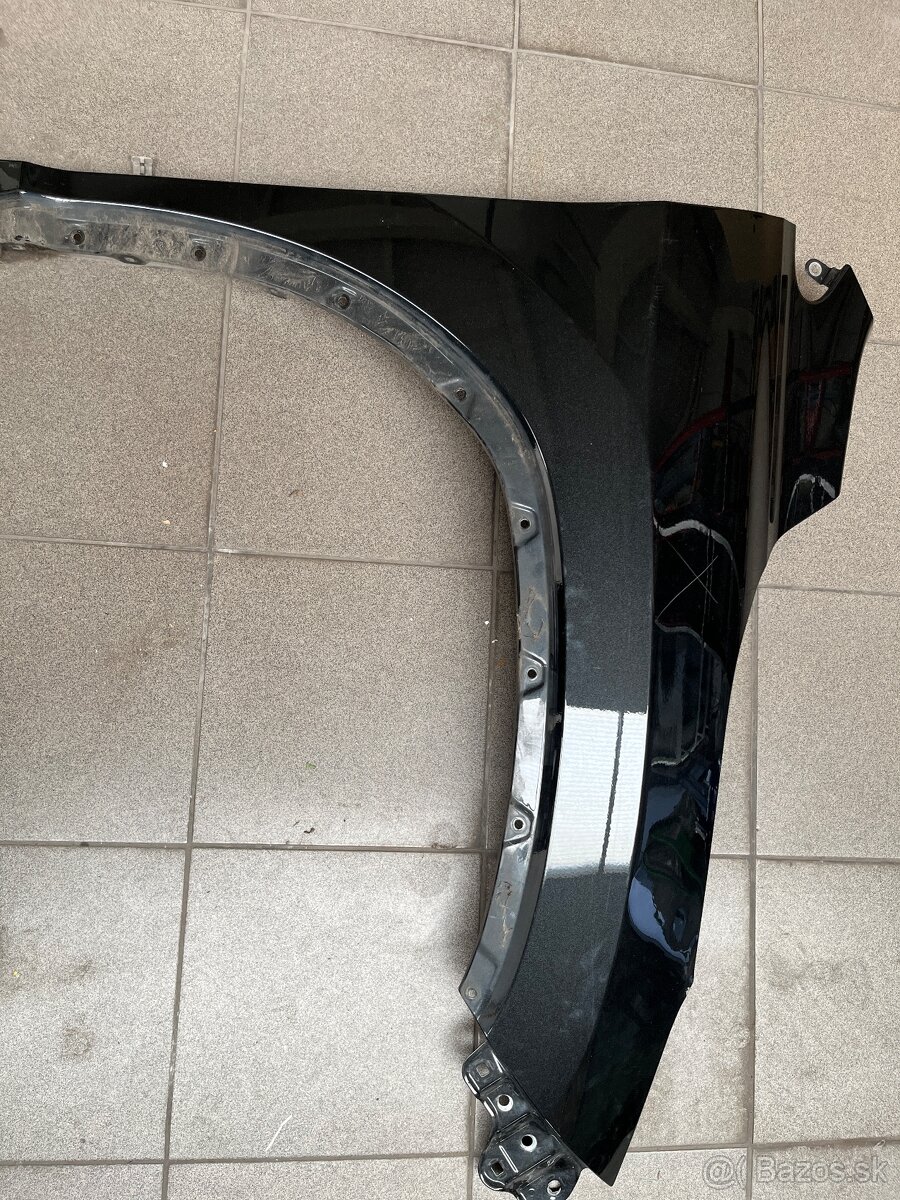 Predny pravý blatník lexus rx 450h