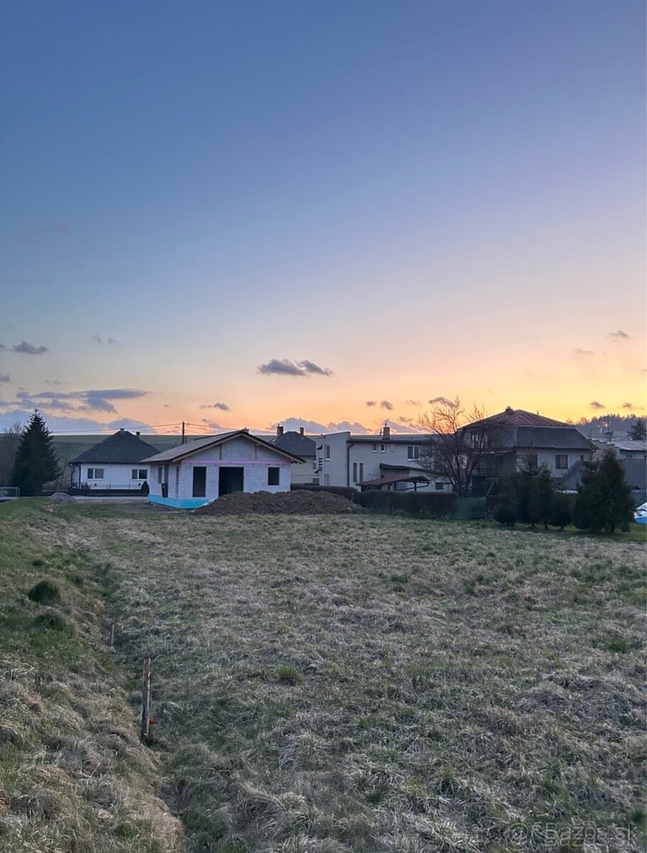 Pozemok na predaj