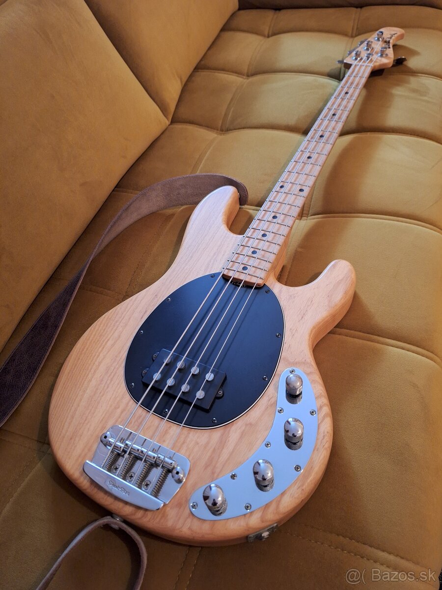 Music Man Stingray