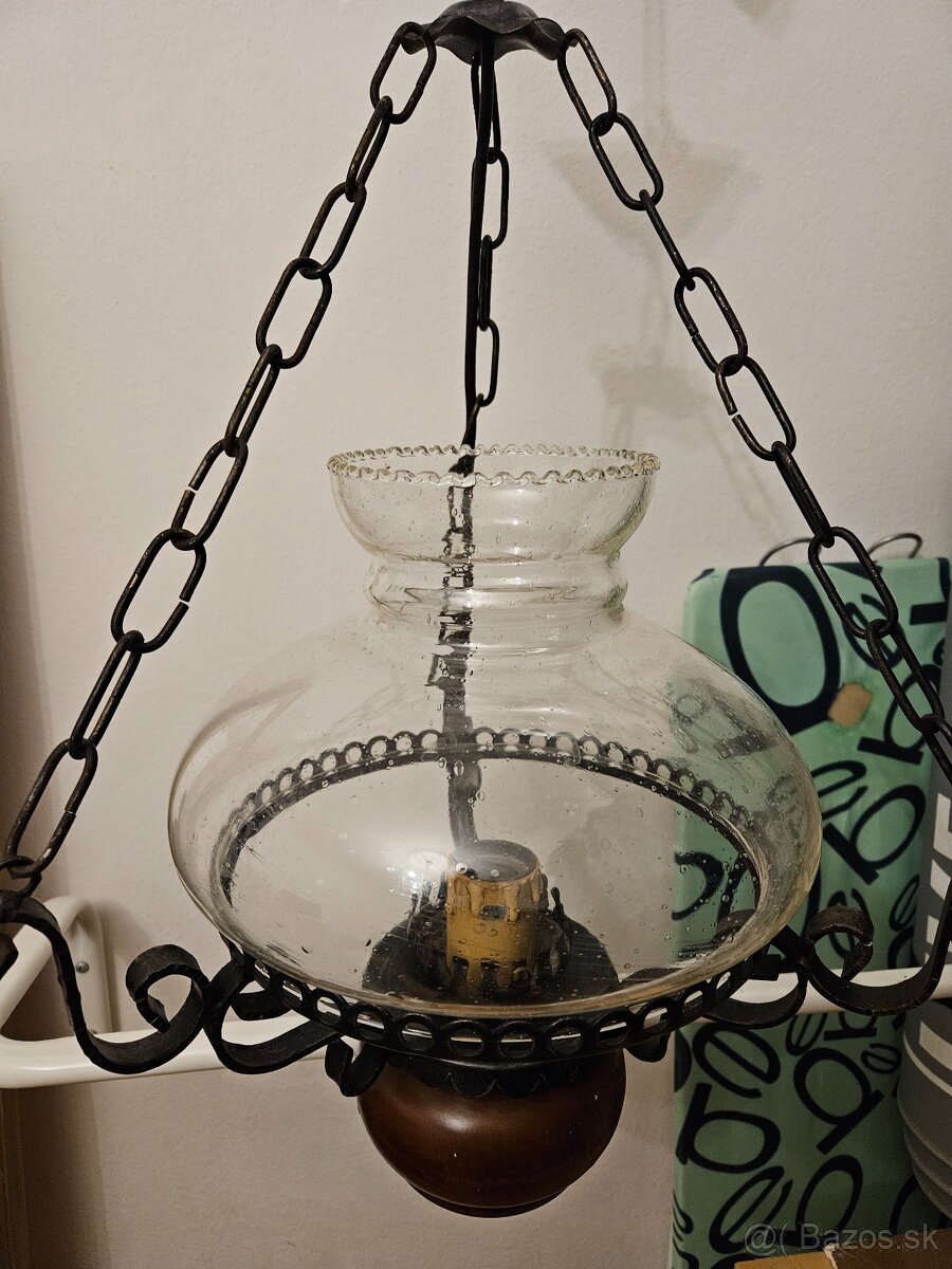Vidiecka lampa cena 30€ /sklo+drevo+liatina/